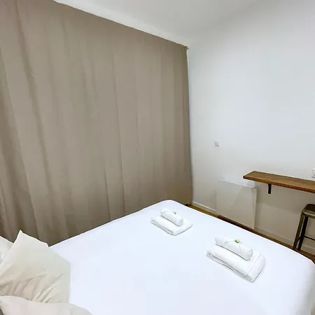 Le Lazare Historic Center & Royal Canal Appartement